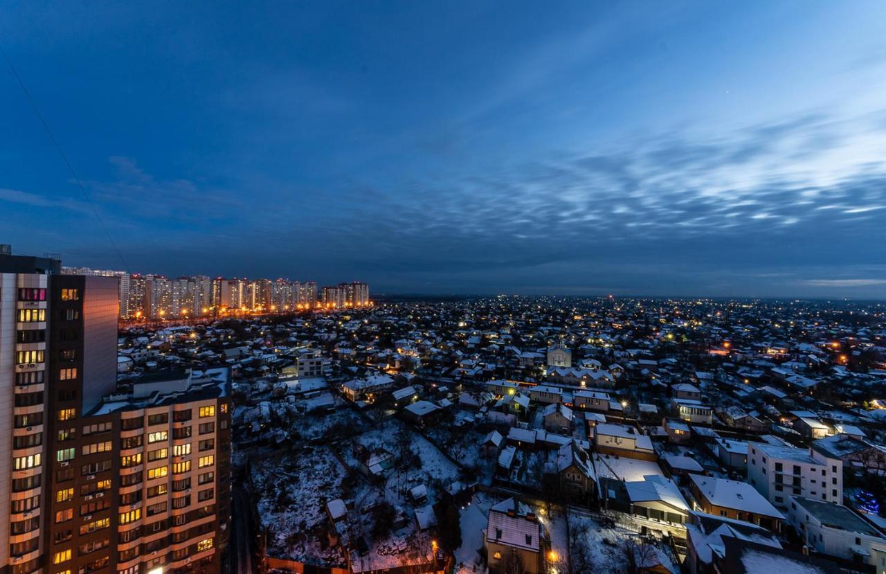 Luxury Apartment, Dniprovska Embankment26, Sokorki Kyiv Exterior photo